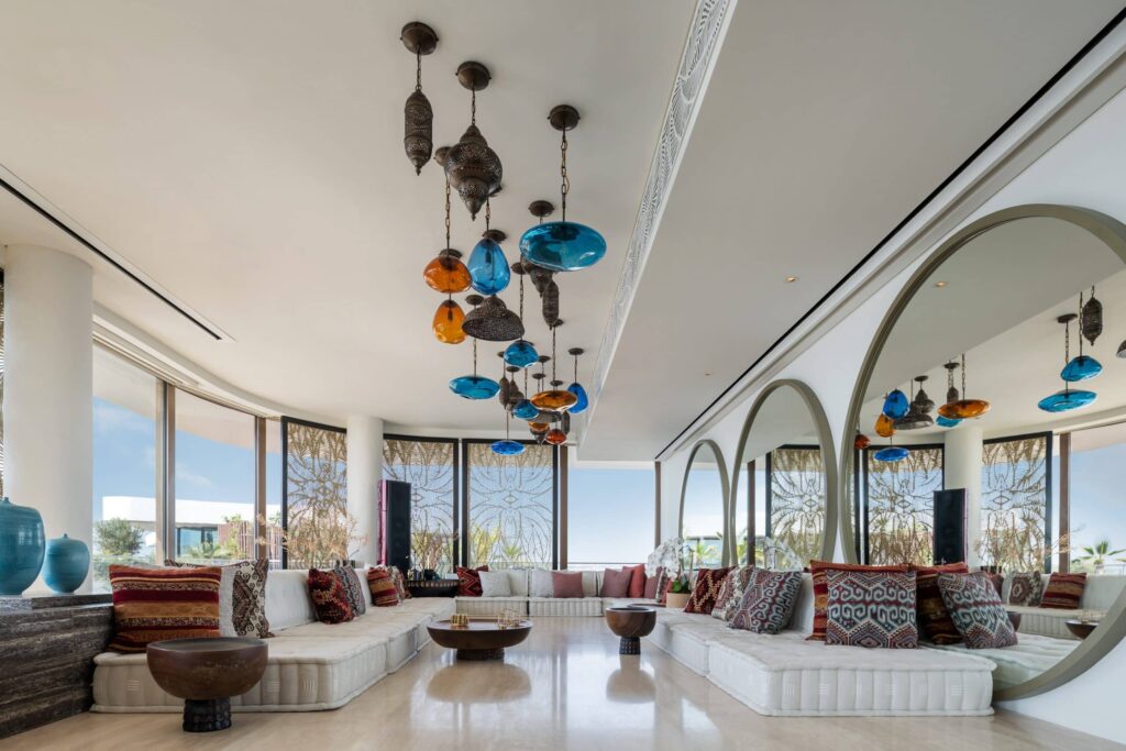 The Shadow Box, Bvlgari Residences, Dubai — reception. Penthouse interior design by IAIA.