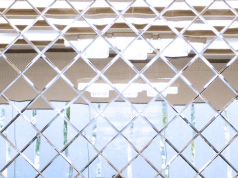 226 | Presidential Hotel - Palais Wia material palette — Bevelled mirror lattice